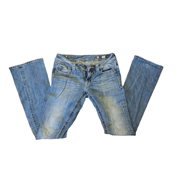 Miss Me Women's Blue Flare Bottom Light Wash Denim Jeans Size 29 - Picture 1 of 3
